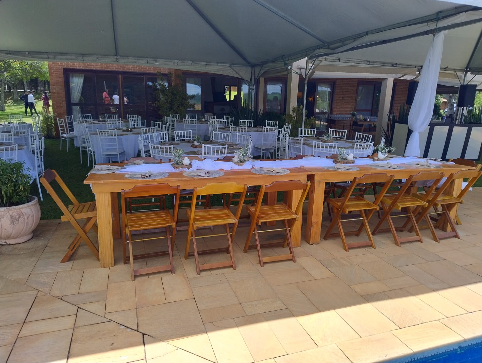 Kit Mesa banquete com cadeiras bar